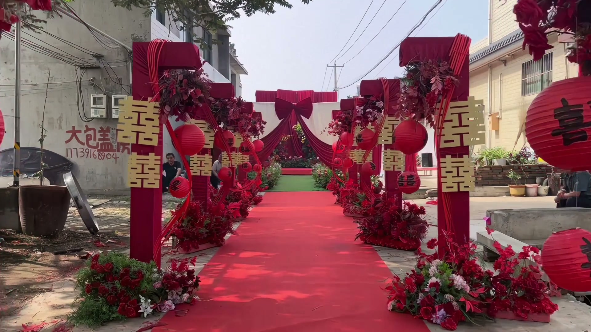 户外红色野生系婚礼