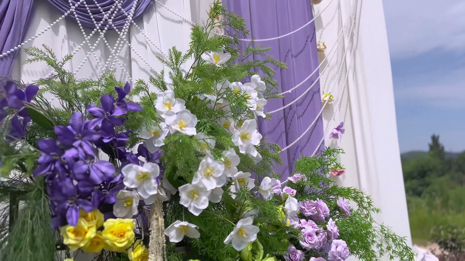白紫色浪漫自然风庭院婚礼