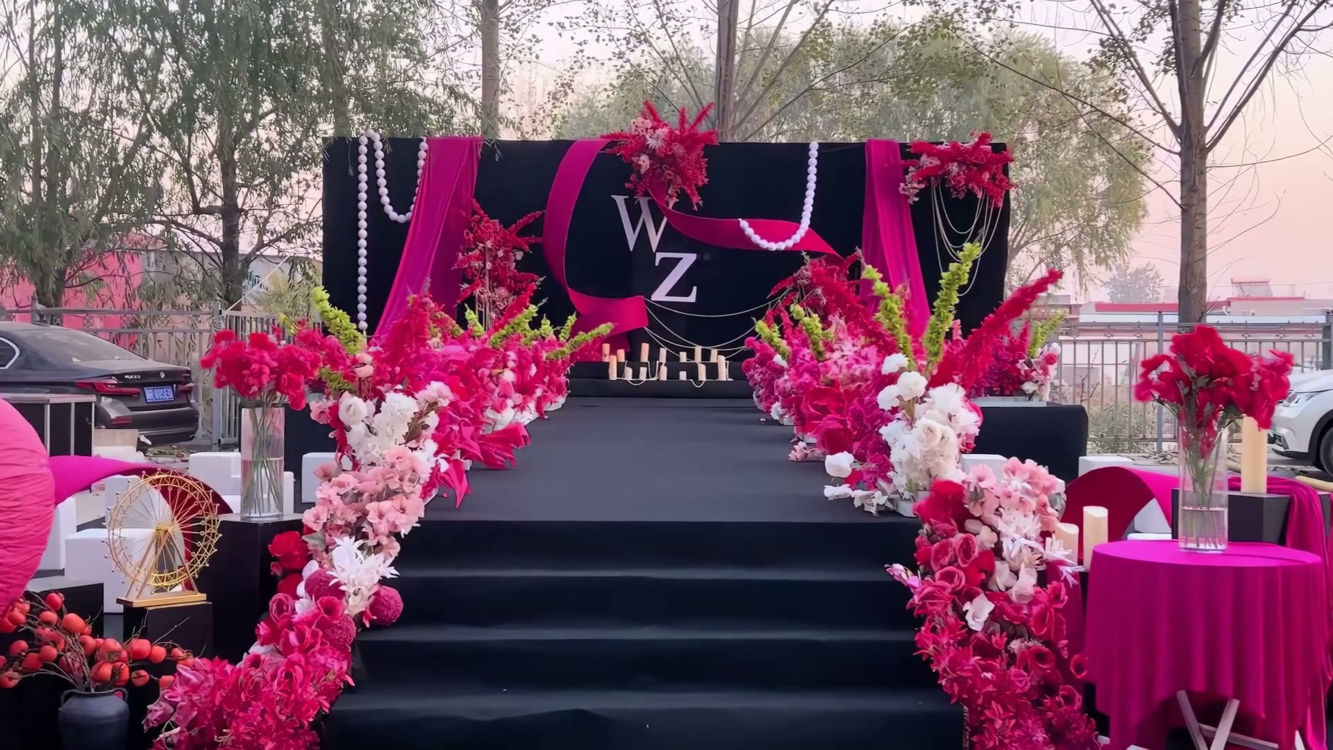 黑玫红户外西式婚礼