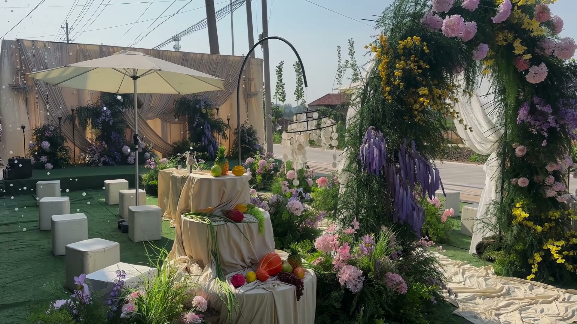 户外街道野生自然系布幔婚礼