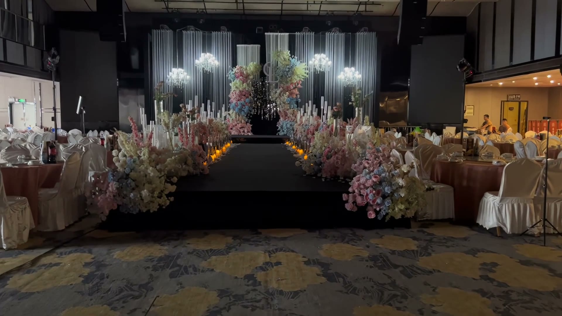 蓝粉色韩式线帘简约婚礼