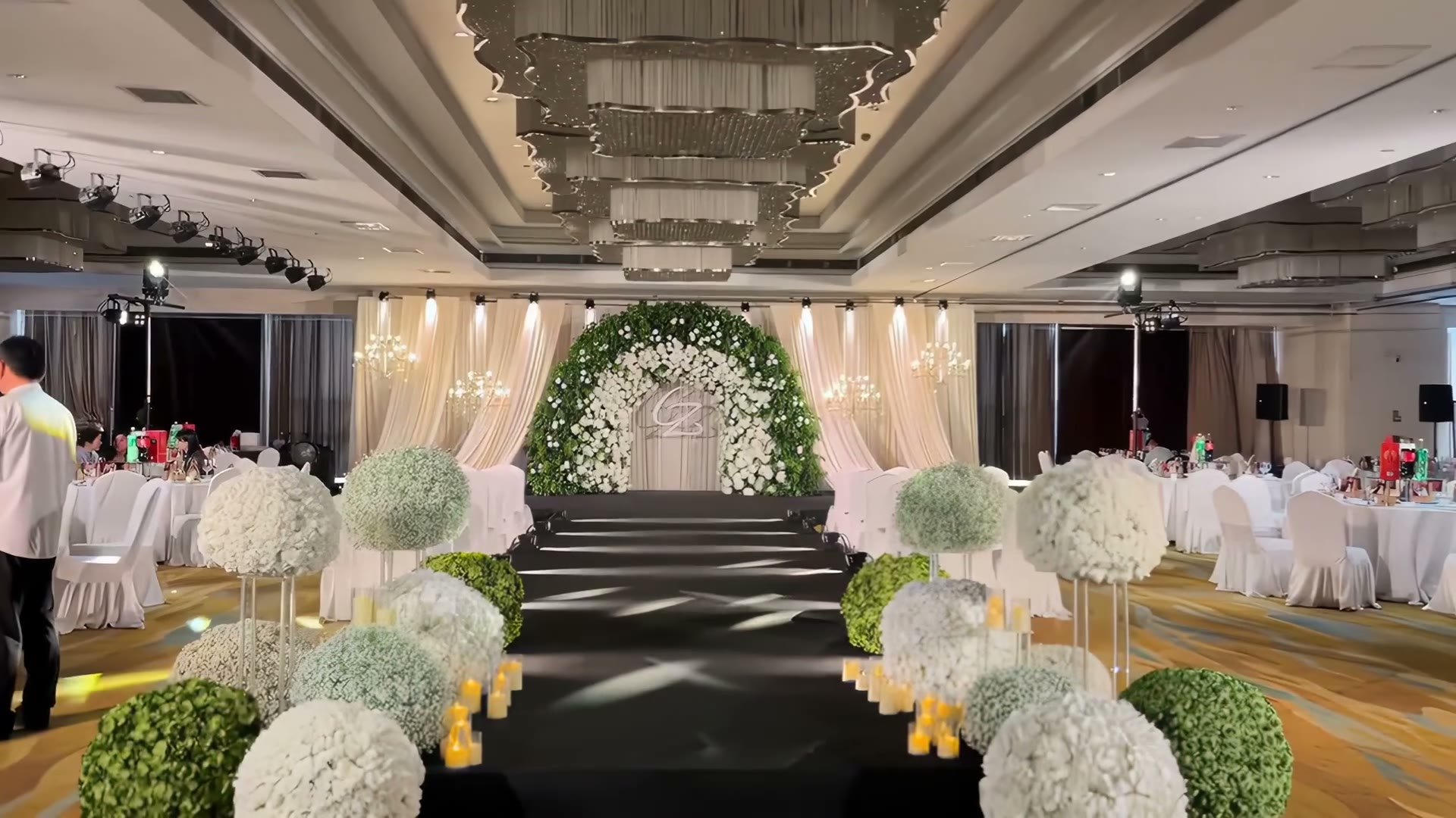 韩式香槟色布幔婚礼