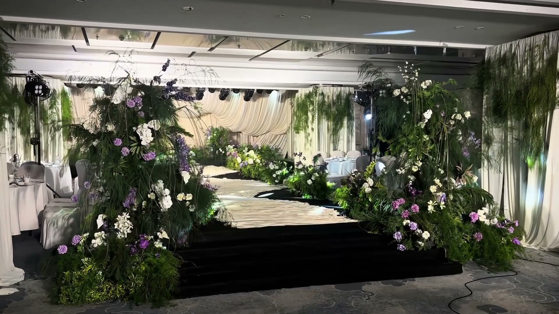 香槟绿韩式布幔野生自然系婚礼