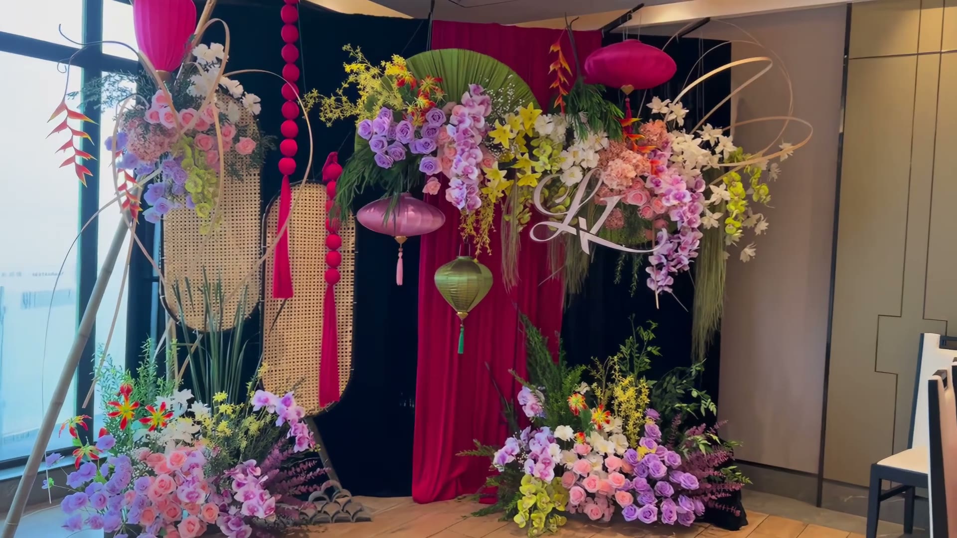 设计感南洋风布幔主题订婚宴