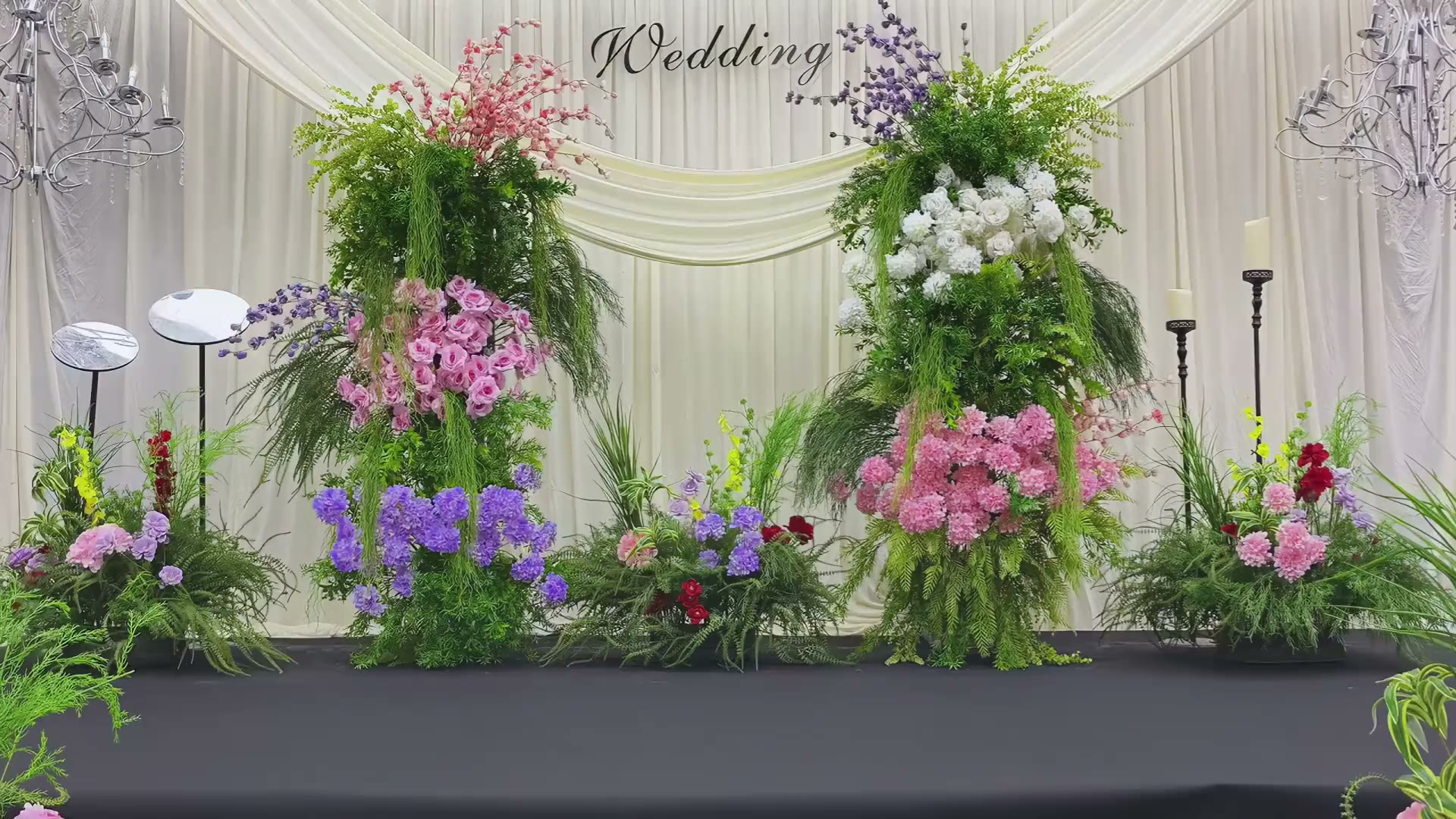 热门款香槟色布幔庭院婚礼