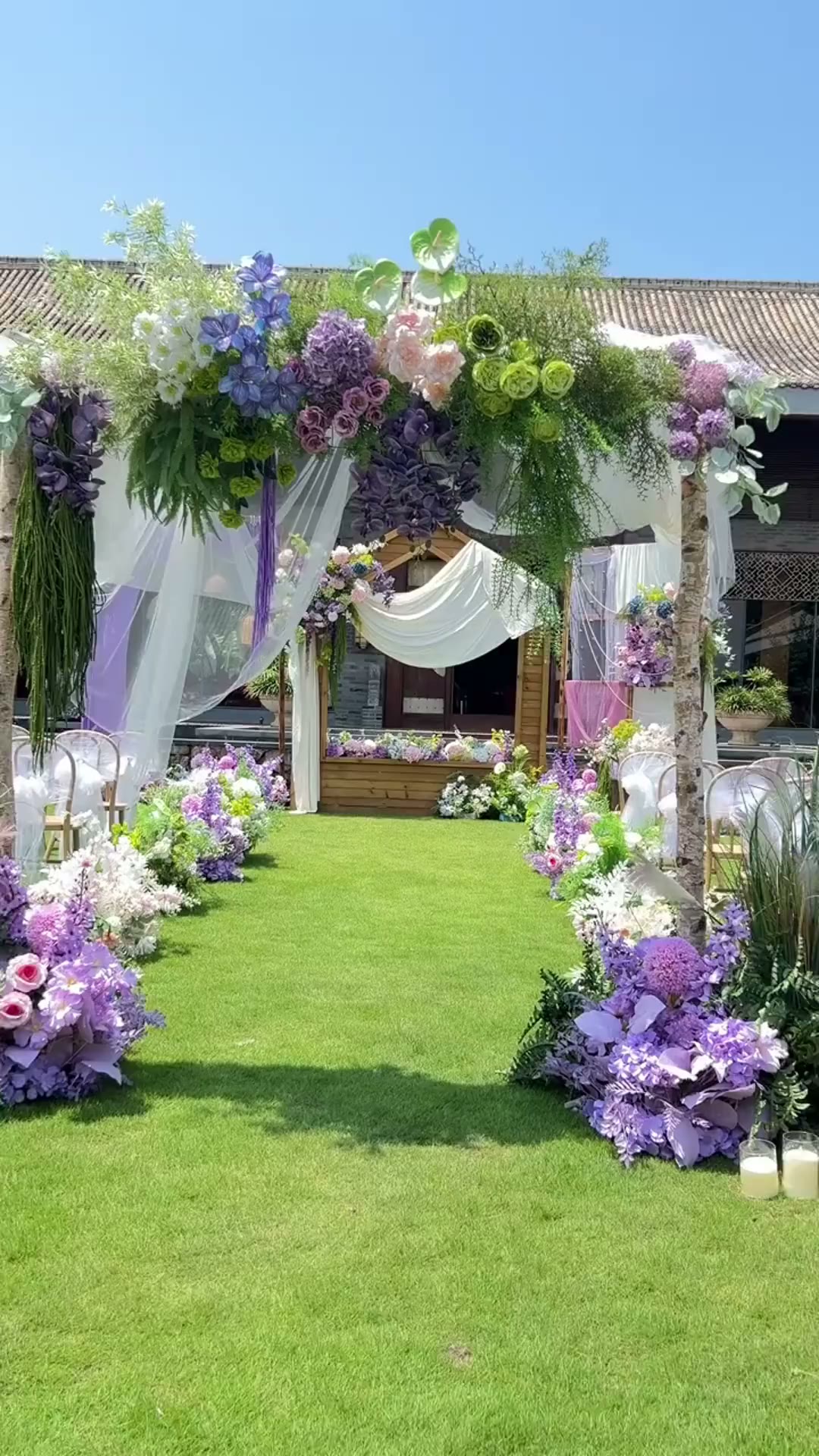 白紫色户外草坪花园风婚礼