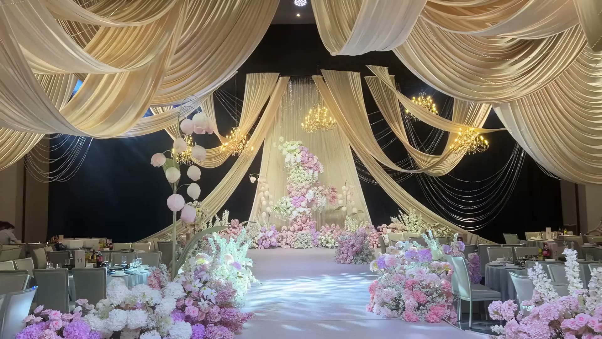 香槟粉色韩式布幔婚礼