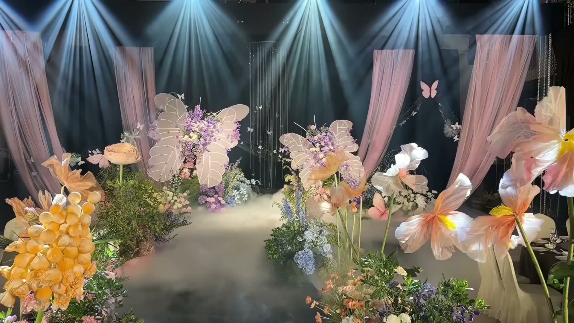 梦幻粉色蝴蝶韩式婚礼