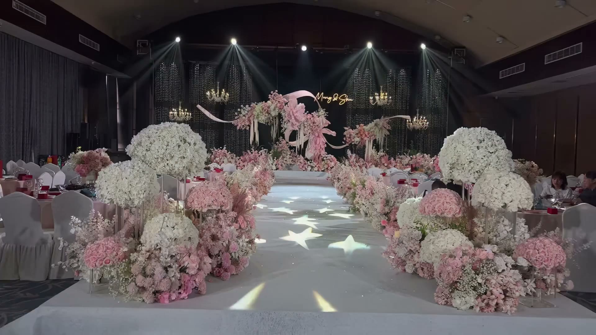 粉色韩式水晶梦幻婚礼