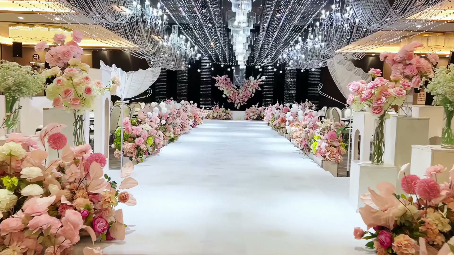 粉色系韩式水晶婚礼