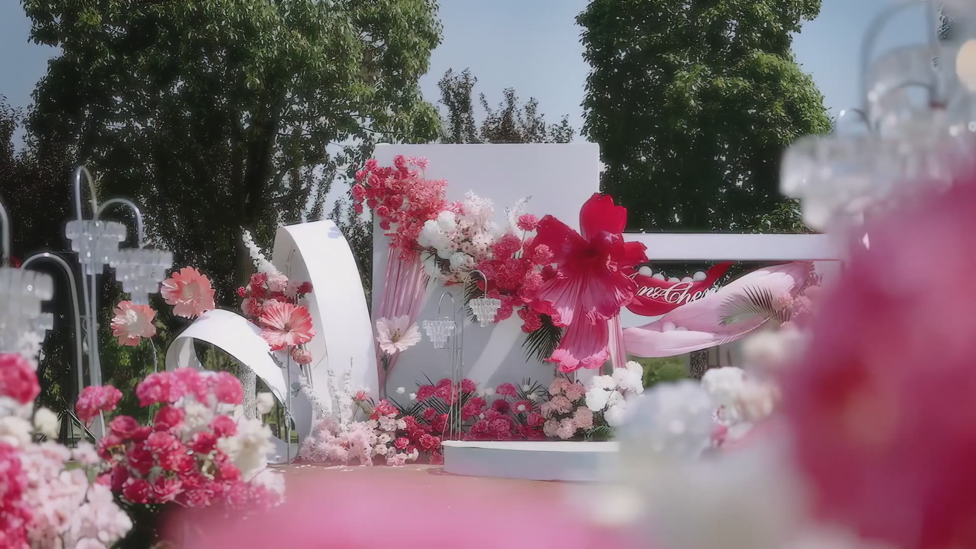 白粉色简约韩式婚礼