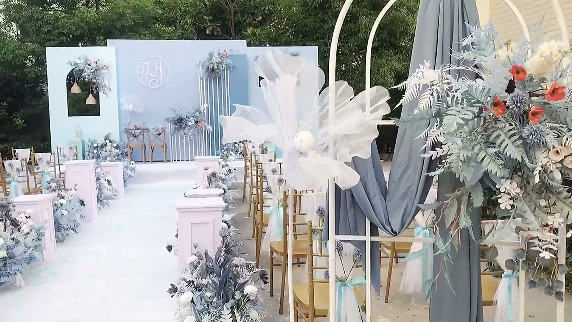 蓝色简约泰式户外婚礼