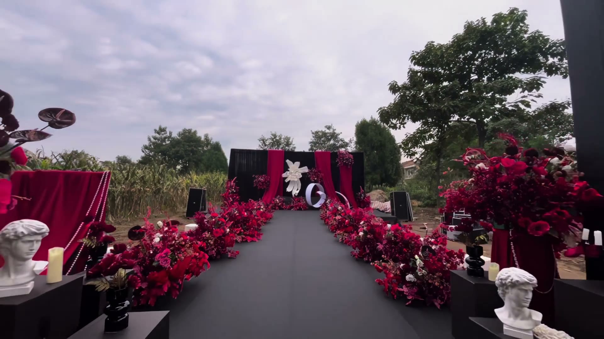黑玫红户外庭院纸艺复古婚礼