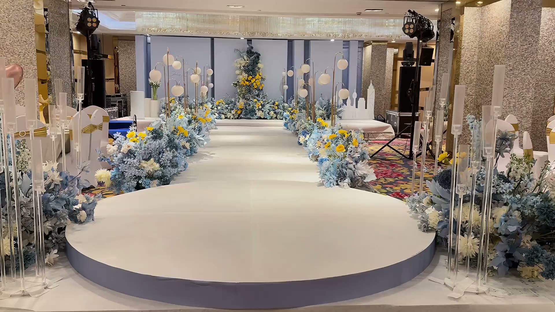 蓝色简约清新婚礼