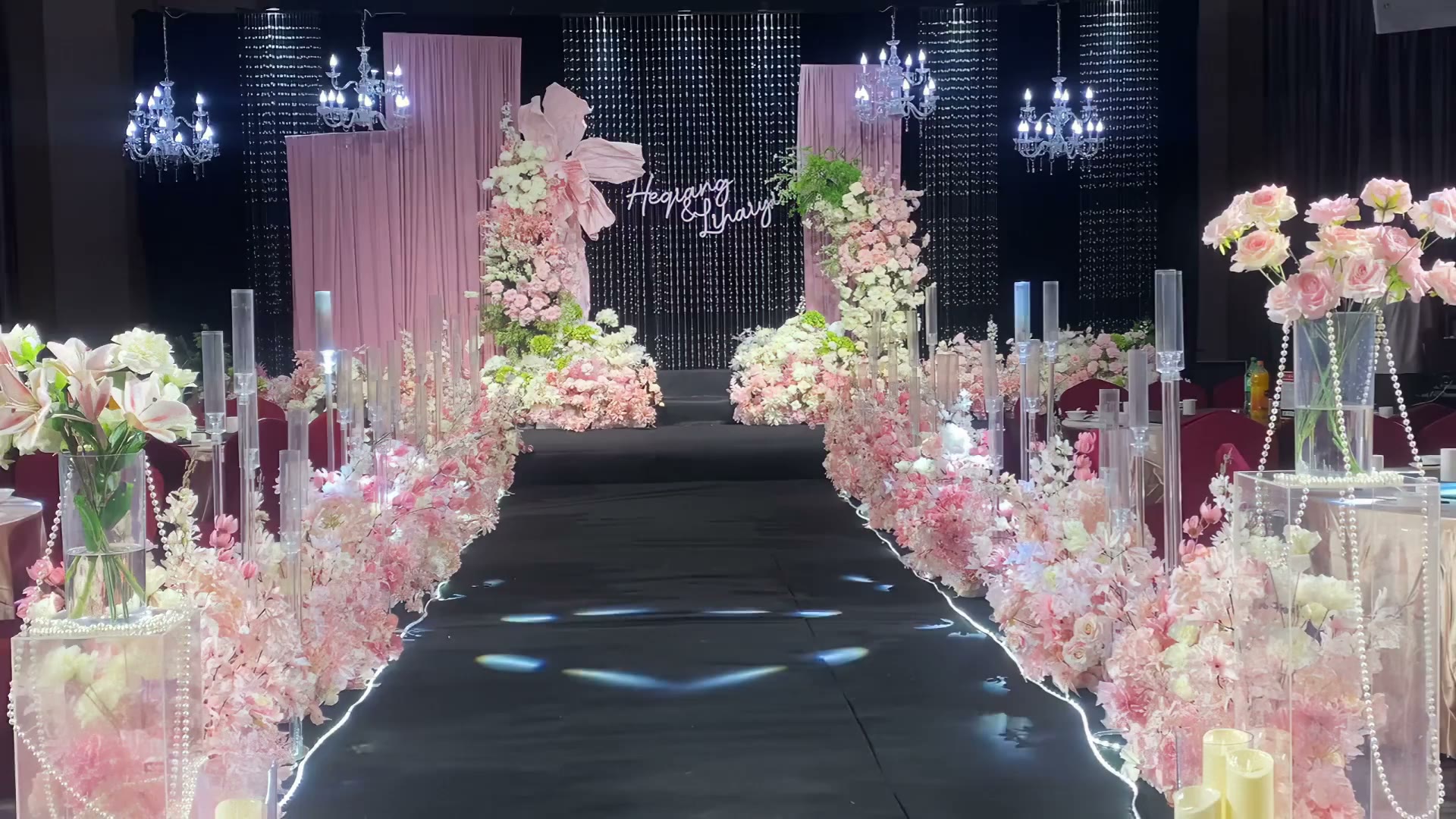 粉色水晶布幔韩式婚礼