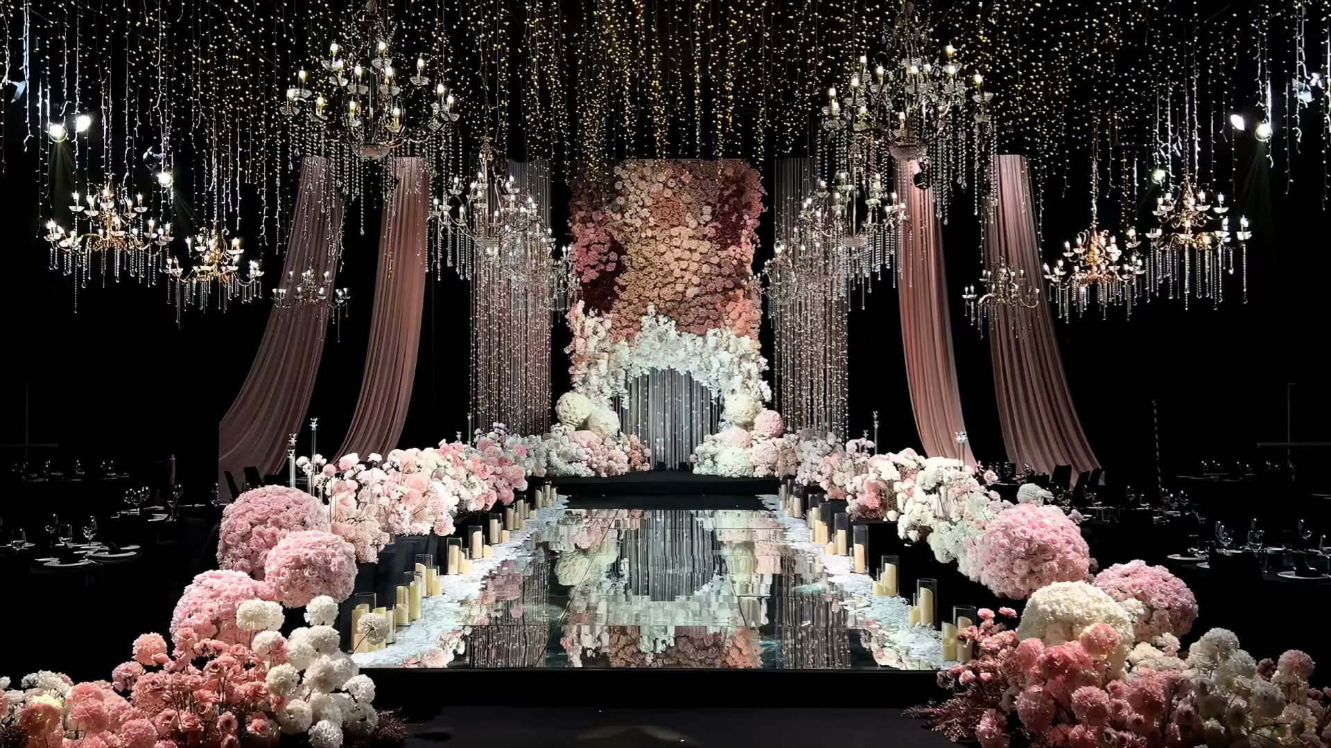 粉色布幔线帘韩式婚礼