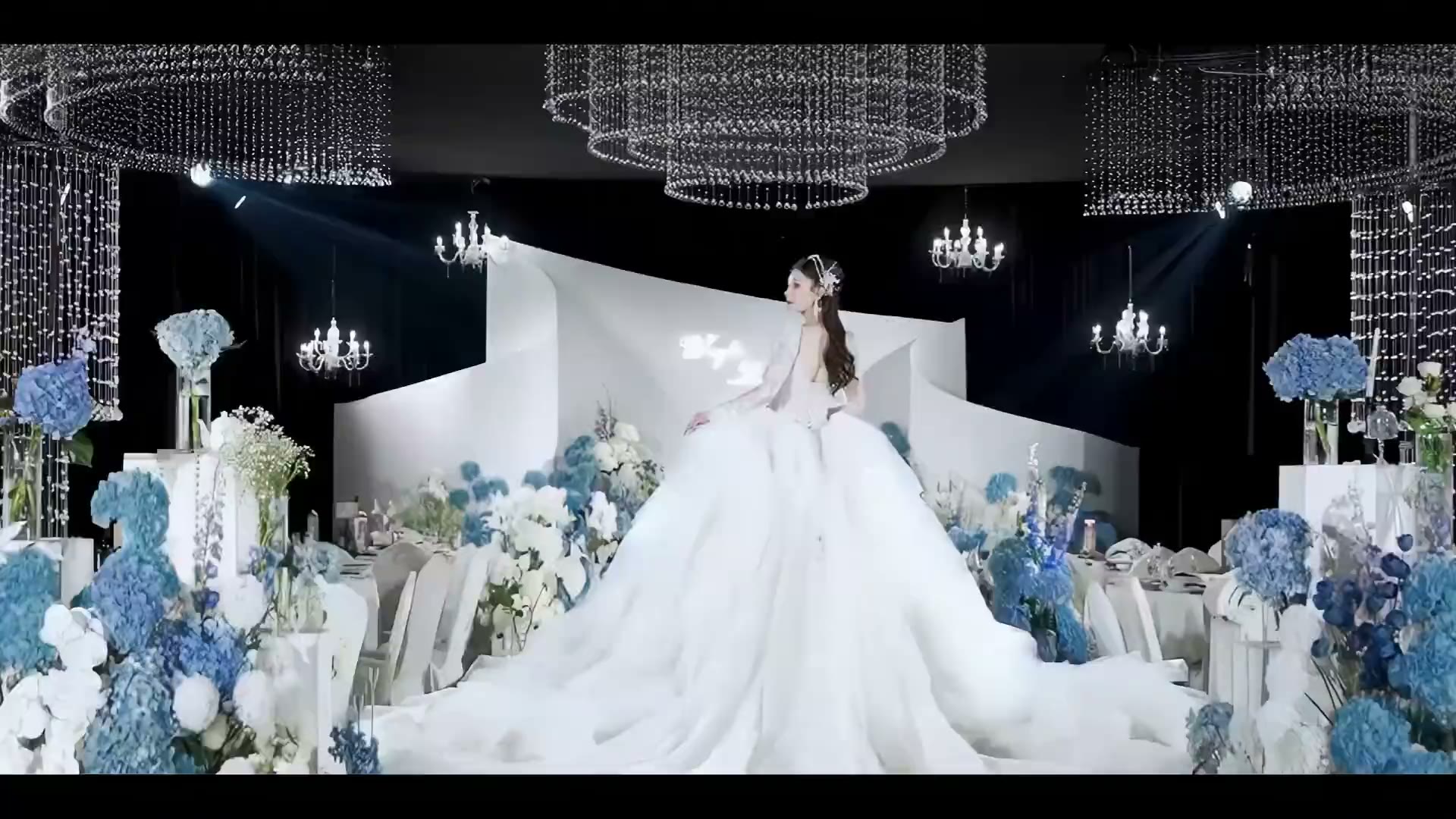 蓝色白色水晶韩式婚礼