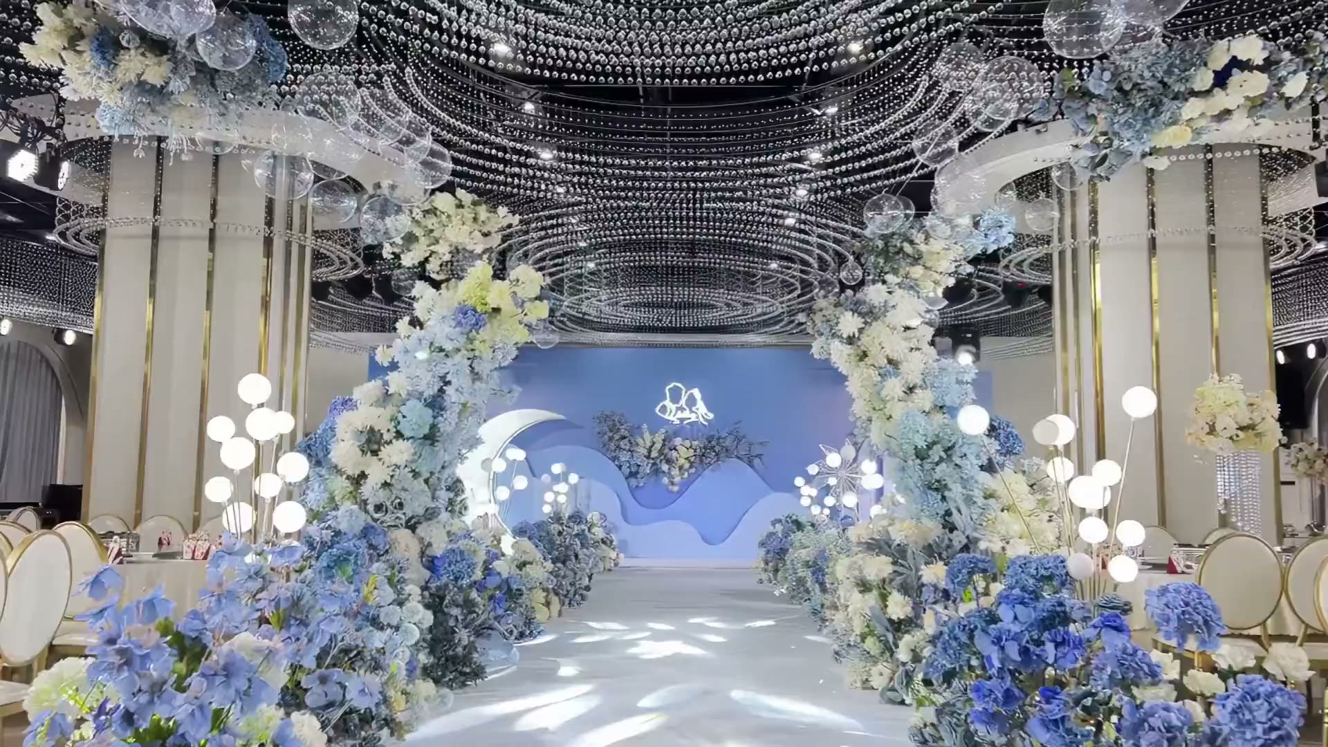 爆款蓝色简约清新婚礼