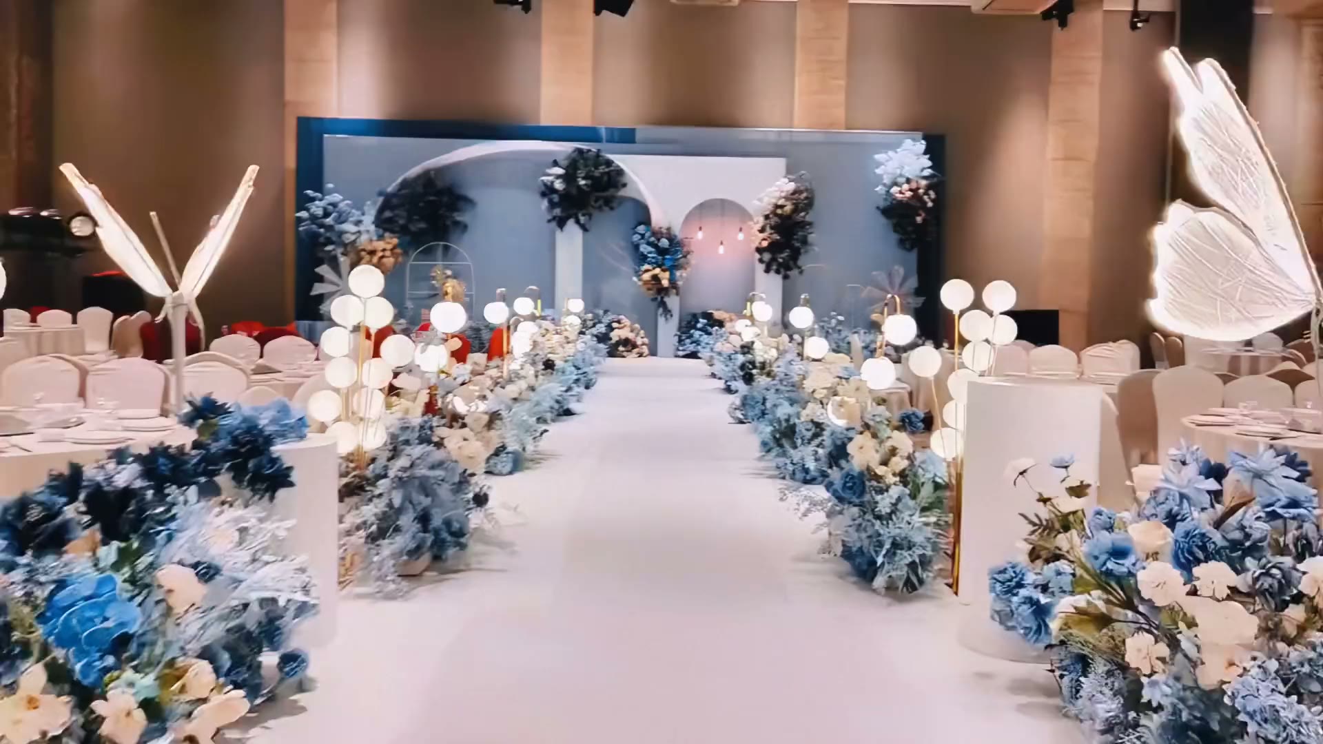 蓝白色简约婚礼