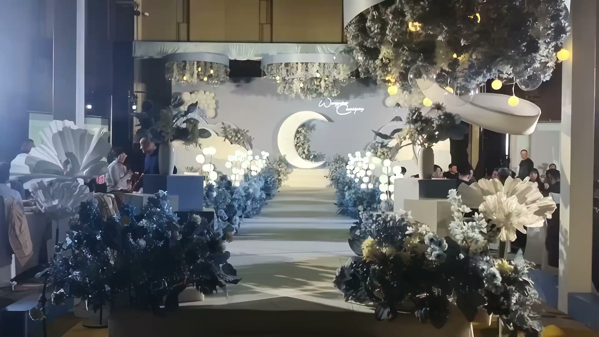 热门款蓝色系简约清新婚礼